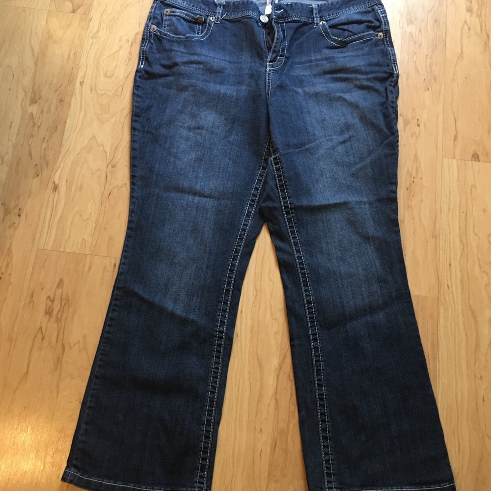 Maurice’s jeans